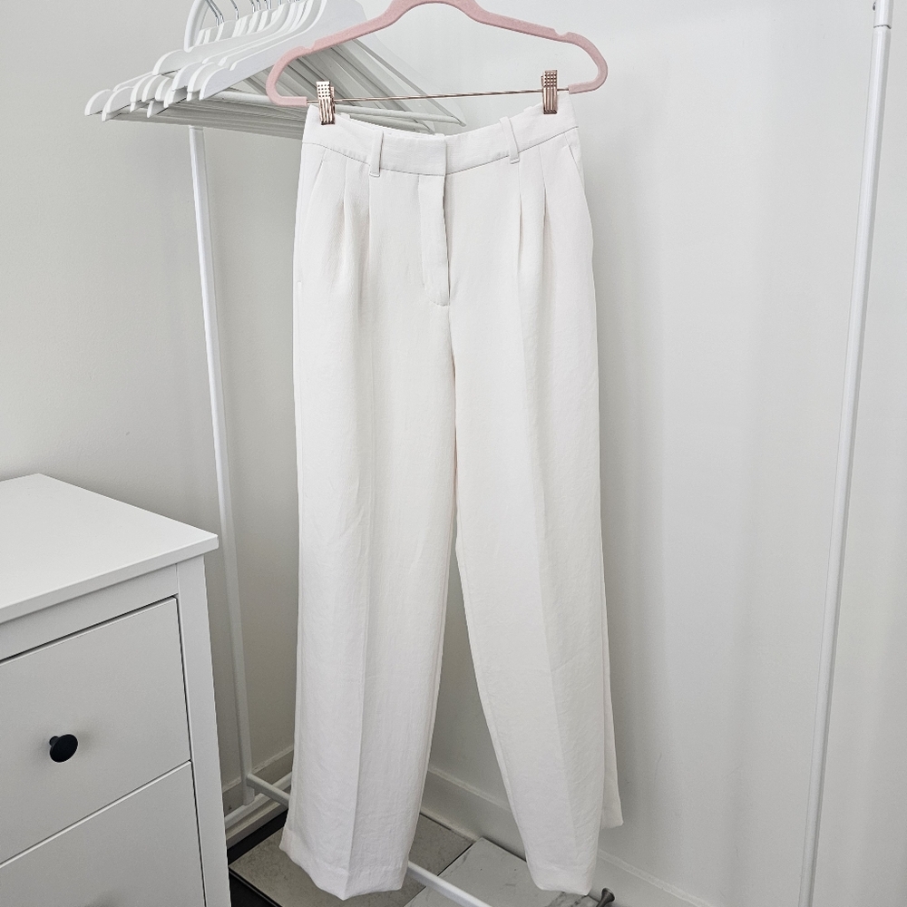NWOT Aritzia Birch Effortless Pant Crepette SHORT Length